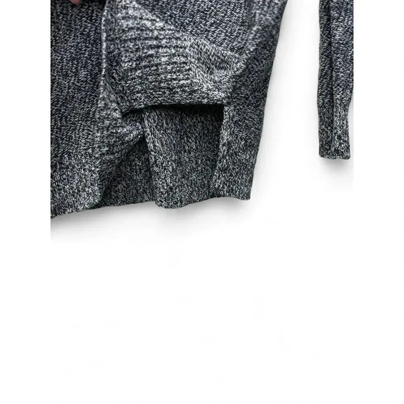 Arizona Jean Co Women's Gray Long Sleeve V-neckline Sweater Size Small - Picture 7 of 9